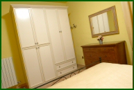 Umbria - Villa Collepera: double bedroom